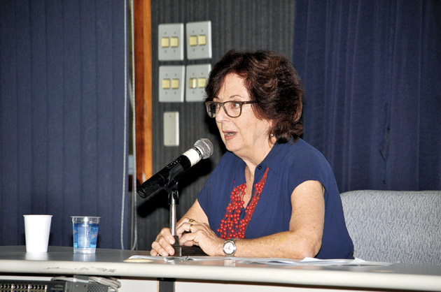  Zaia Brandão abordou assuntos como a democratização do ensino 